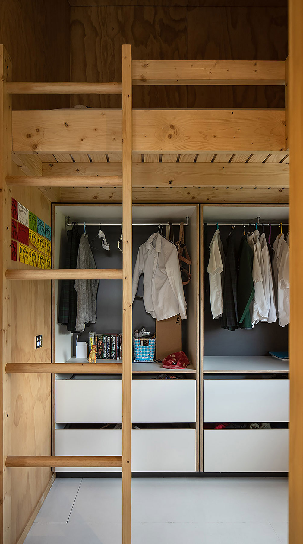 Rafe Maclean 
Architects Kōwhai House