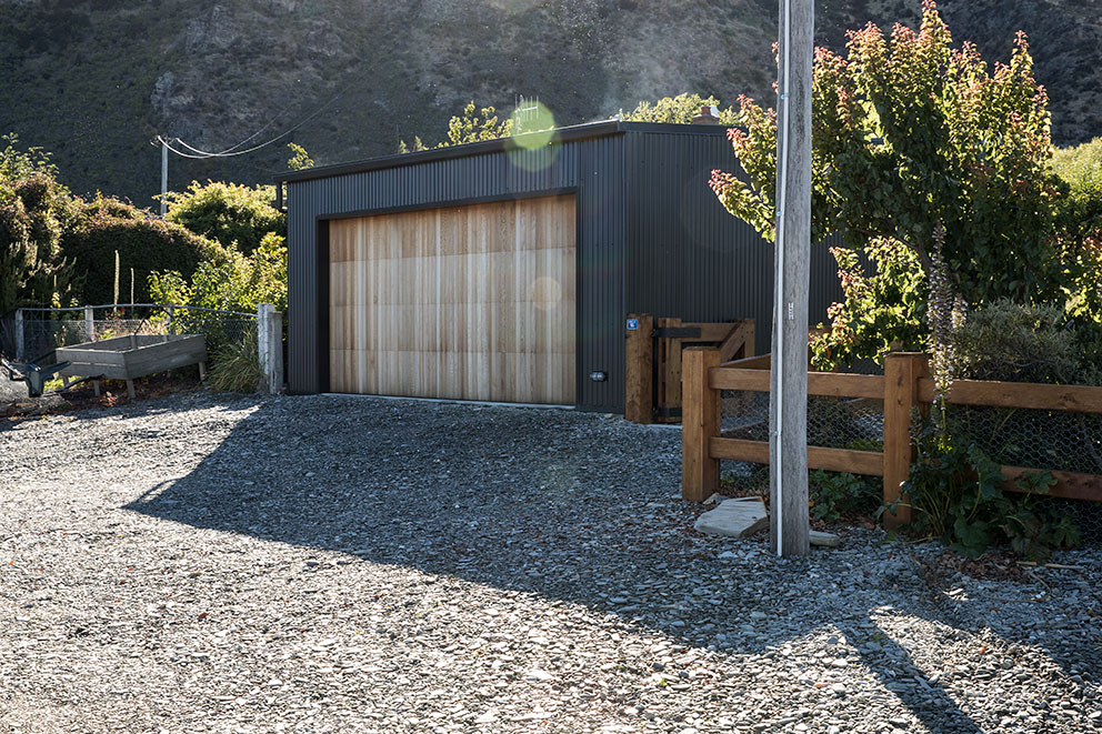 Rafe Maclean 
Architects Gardner House