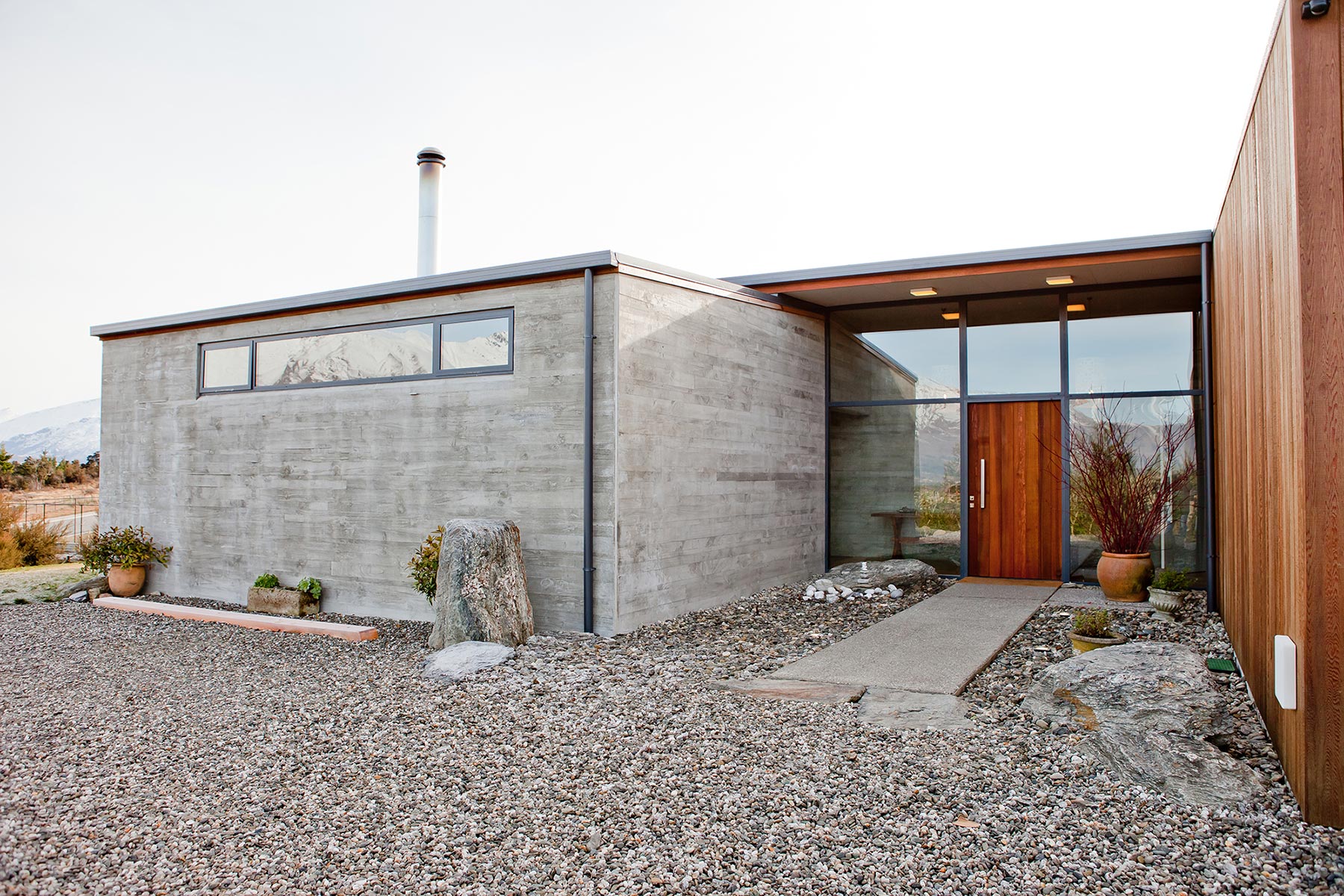 Rafe Maclean 
Architects Mt Gold House