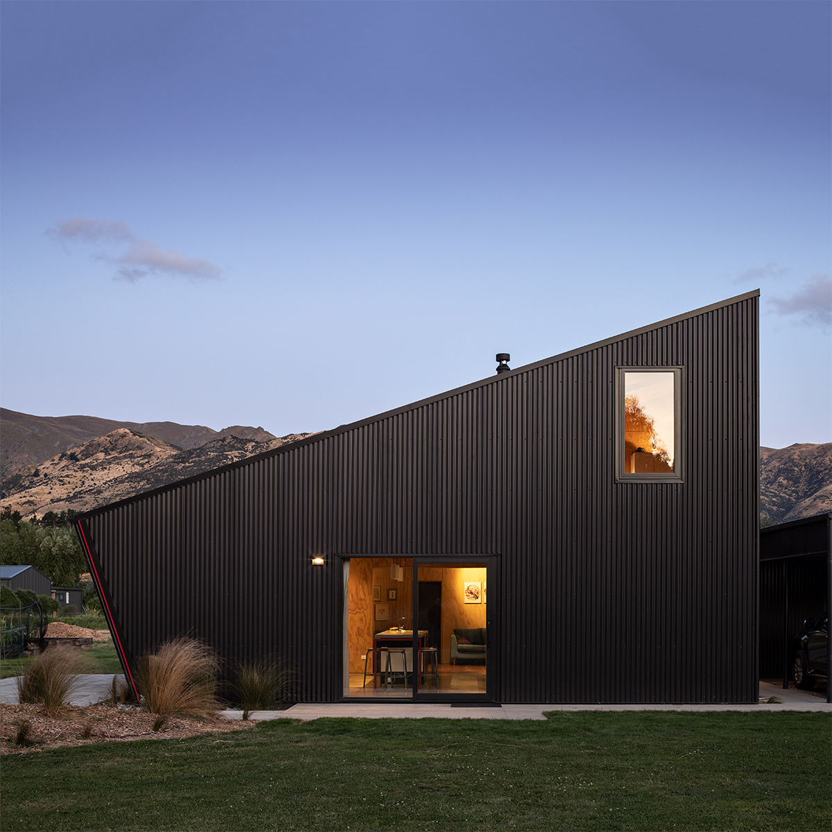 Rafe Maclean 
Architects Long Grass House