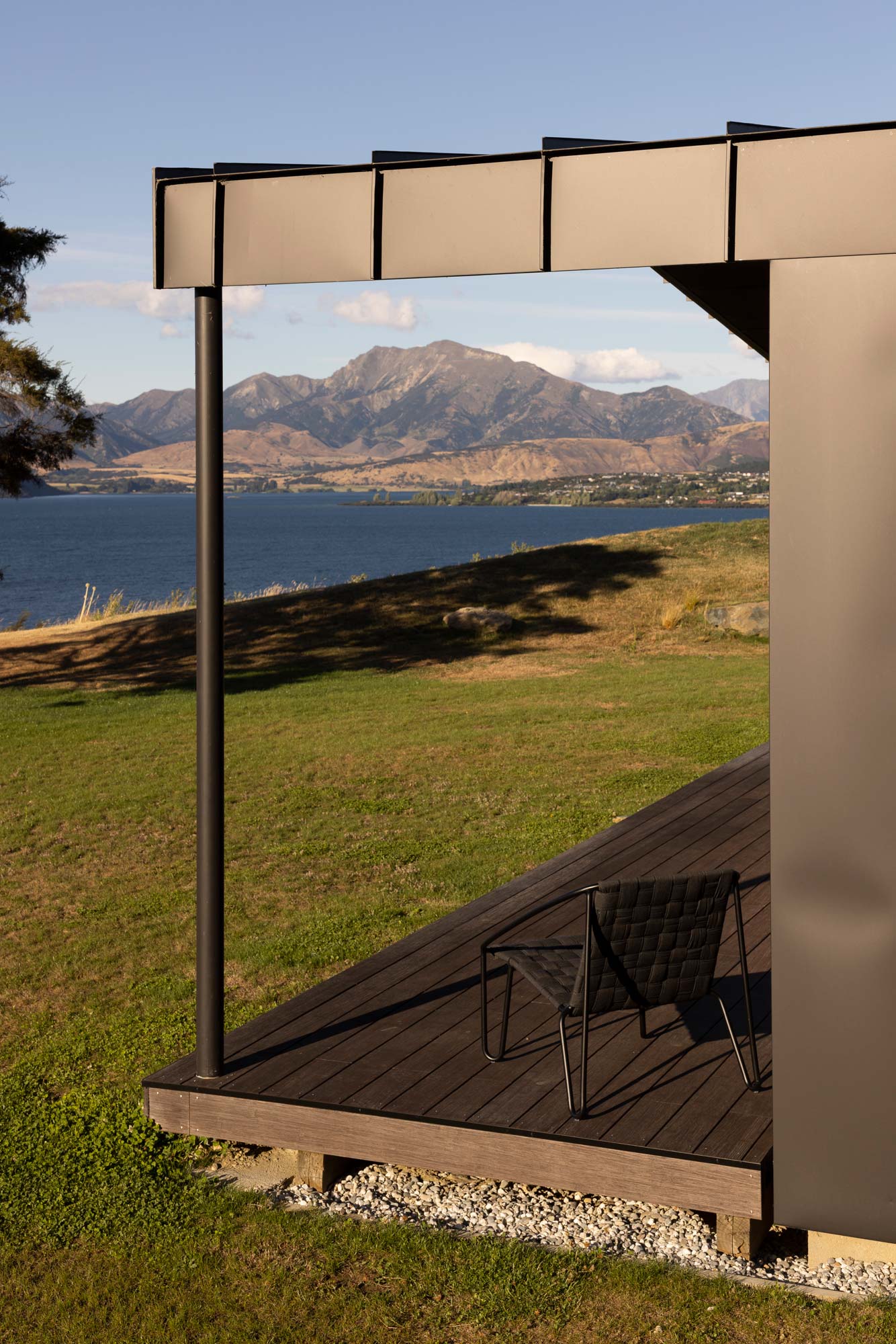 Rafe Maclean 
Architects Roys Peak Farmhouse