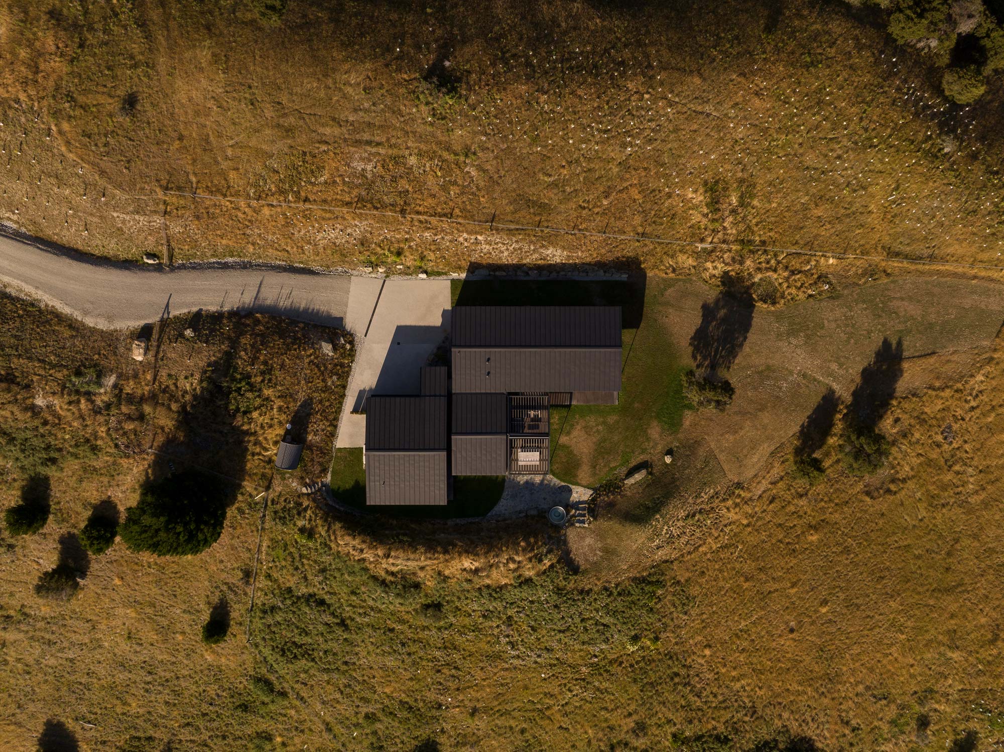 Rafe Maclean 
Architects Roys Peak Farmhouse